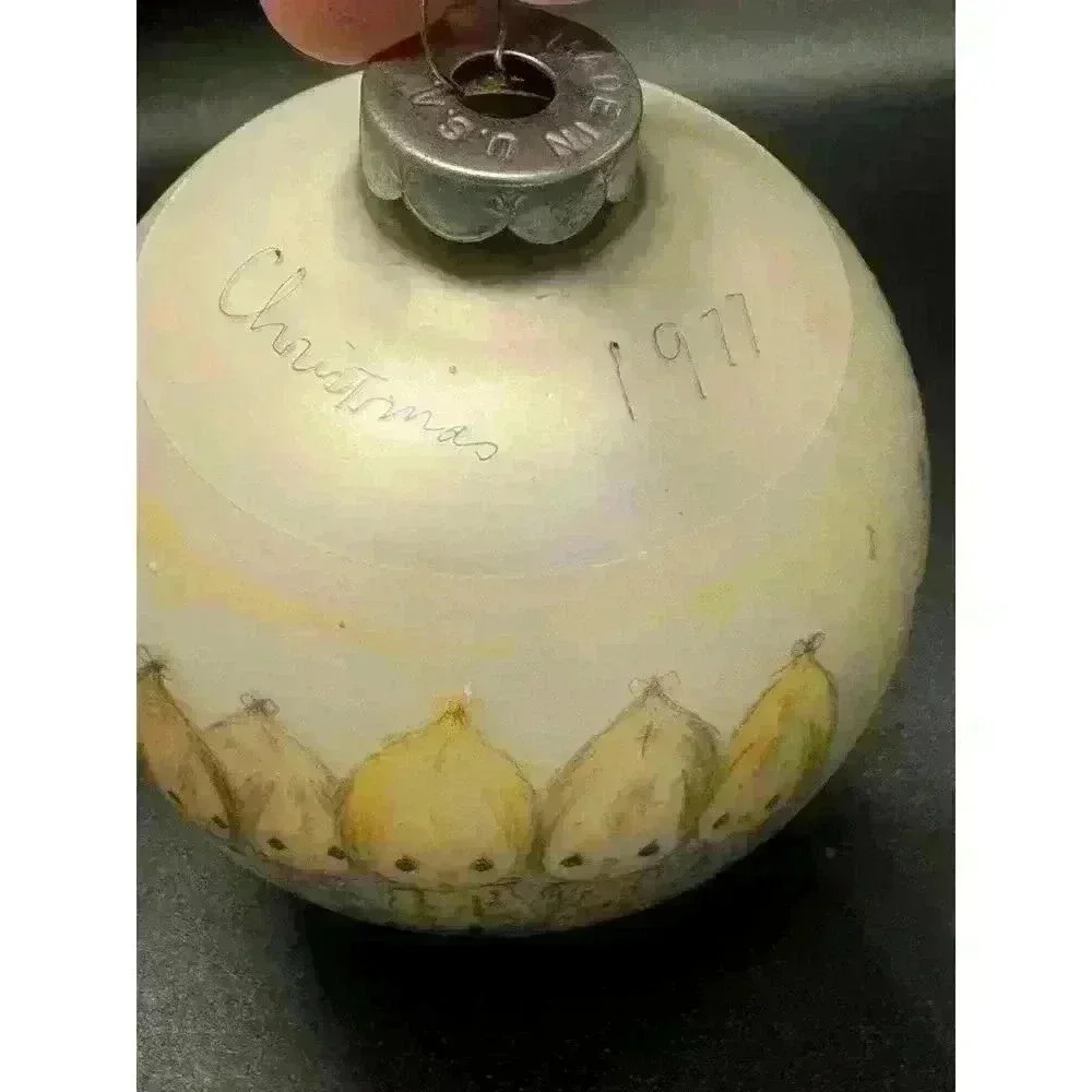 VNTG With Hallmark Box Precious Moments Betsy Clark 3" Ball Christmas Ornament - Picture 3 of 9